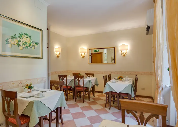 Silla 2* Roma