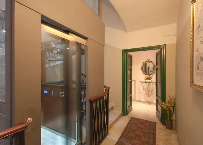 Silla Roma